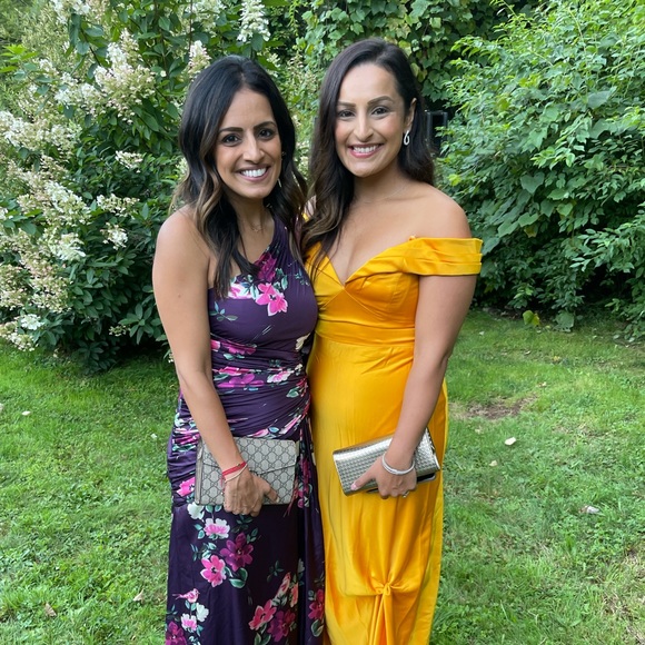 Gorgeous one shoulder gown worn once only for a few hours. - Picture 2 of 4